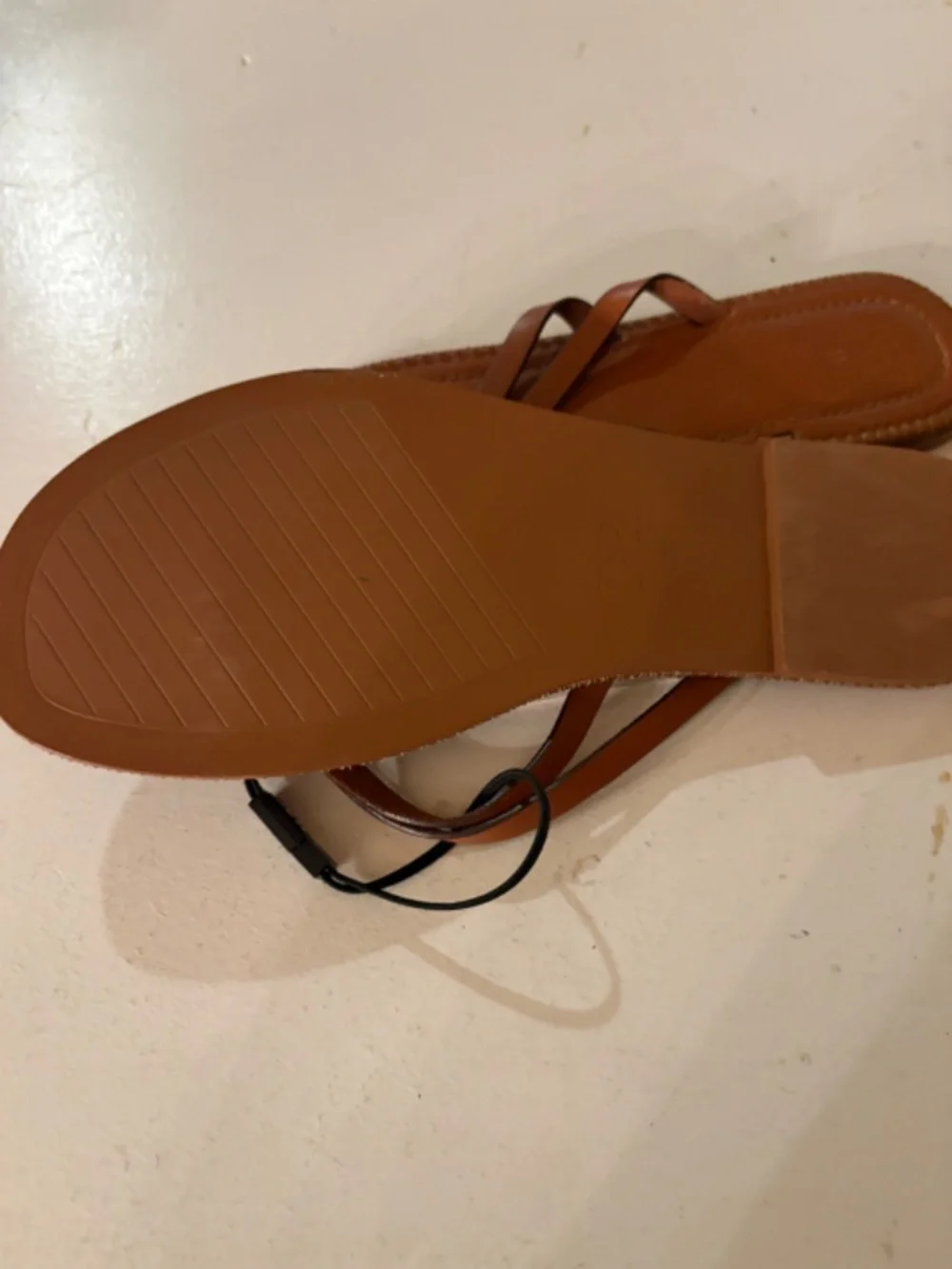 Zara leather flip flop NWT